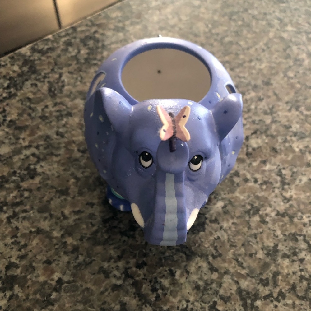 PARTYLITE ELEPHANT VOTIVE HOLDER,